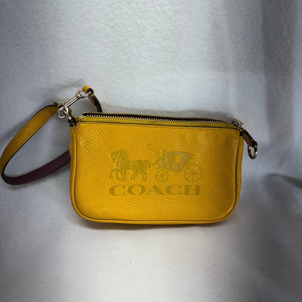 Coach Wristlet Women Small Yellow Horse‎ and Carriage Pebbled Leather Zip Pouch